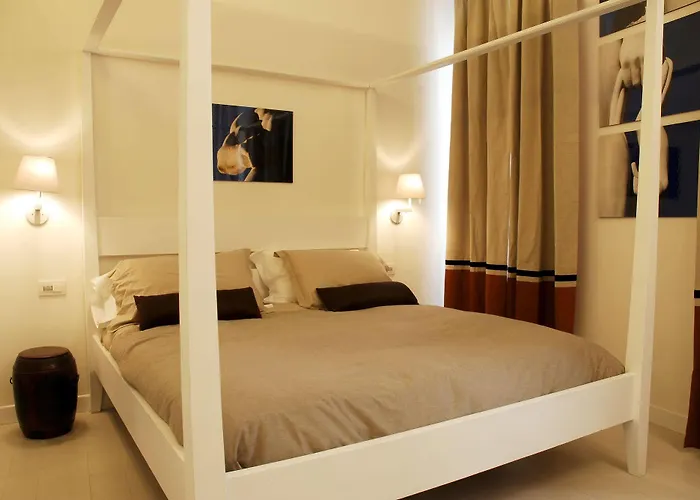 Pantheon 2 Bed and breakfast 4*